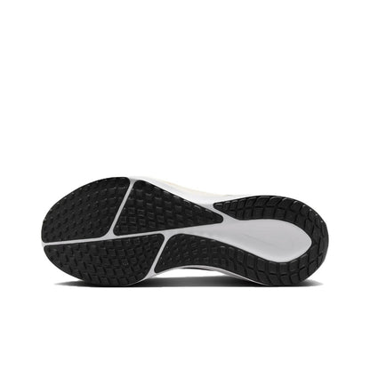 Nike Zoom Vomero 17 'White Bright Crimson'