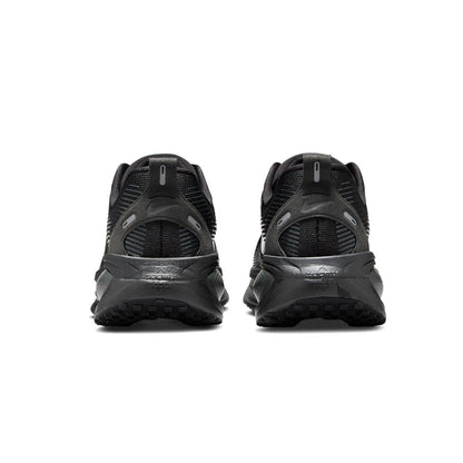 Nike Vomero 18 'Black/Dark Smoke Grey' HM6803-005