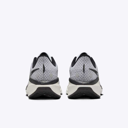 Nike Zoom Vomero 17 'Pure Platinum Black'