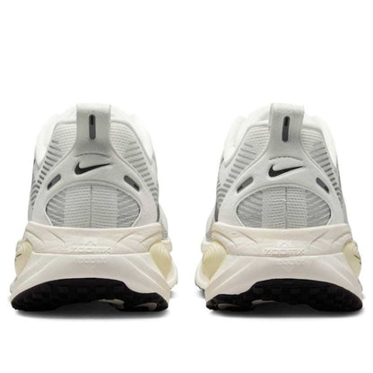 Nike Vomero 18 'Coconut Milk' HM6803-101