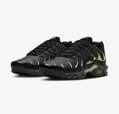 Nike Air Max Plus 'Iron Gray/Light Liquid Lime/Black' DM0032-035